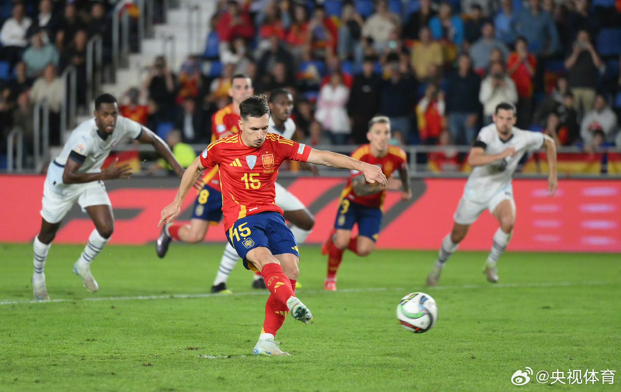 爱游戏官方入口-葡萄牙队完胜奥地利队，波尔关键制胜