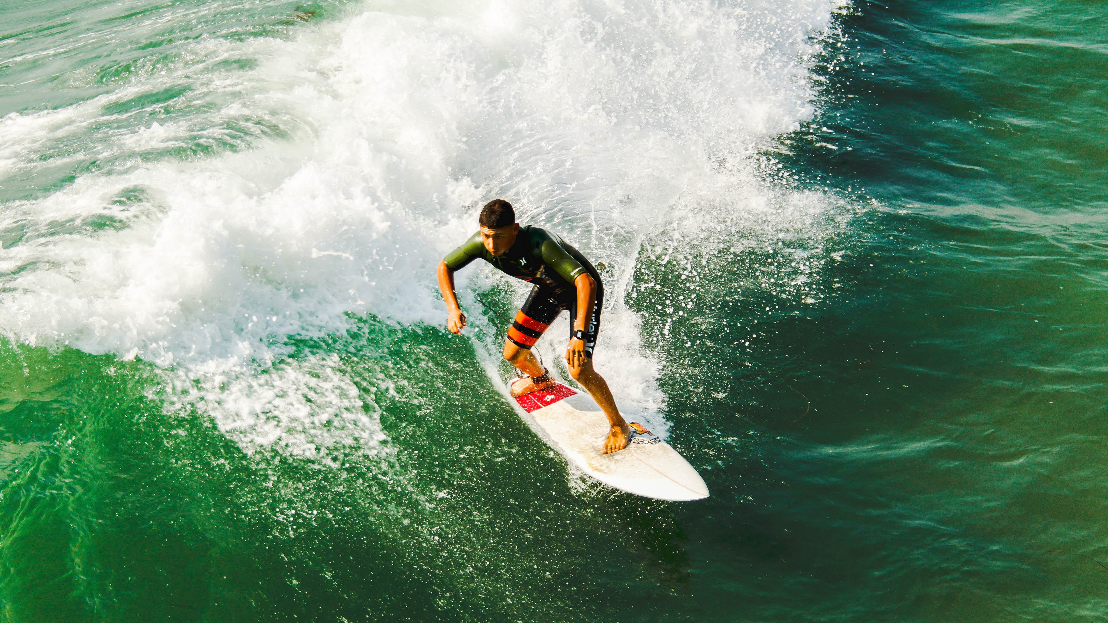 爱游戏-欧冠半决赛之夜，哈弗茨刷新纪录，德国战车的新引擎轰鸣
